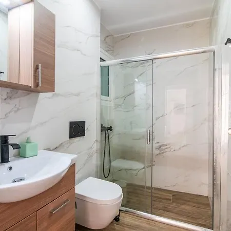 Charming Apartment With An Athenian Feel In Psyri Exterior photo